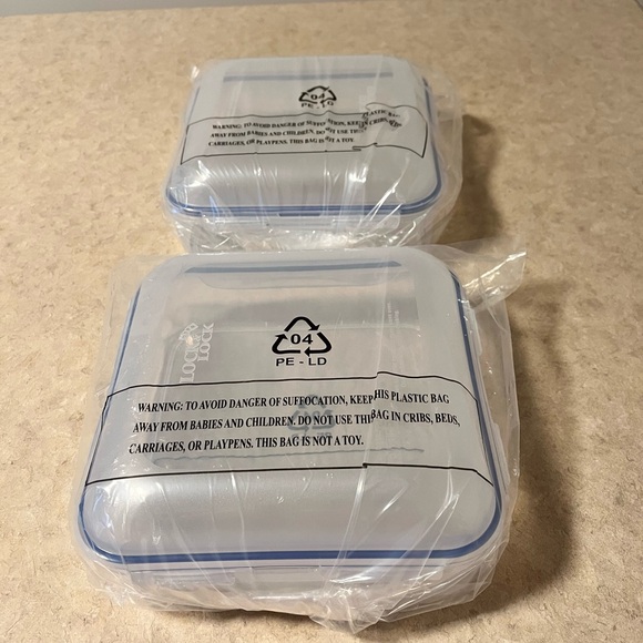 Lock and Lock Storage Containers (2) - Picture 2 of 4